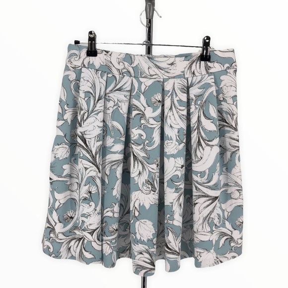 1. State Aqua White Drawn Floral Pleated Skater Skirt Banded Waist size M - Picture 6 of 9
